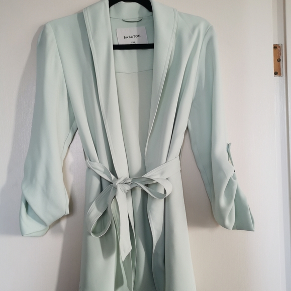 Babaton Mid Kahlo Robe - Picture 4 of 8